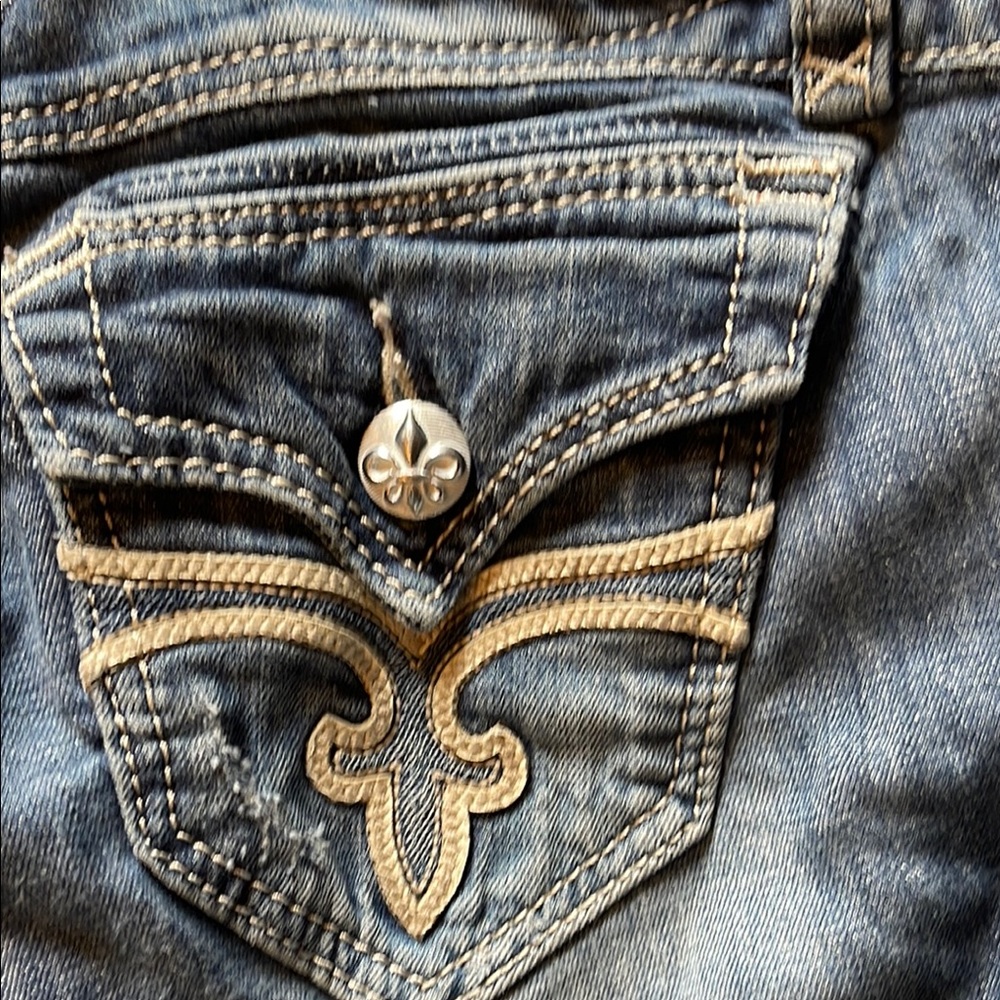 Stylish Blue Jeans - Picture 1 of 6
